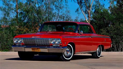 10 Awesome Things About The 1962 Chevy Impala SS