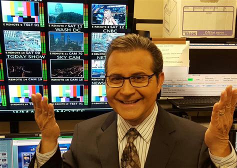 Andy Avalos (NBC 5) Wiki Biography, age, height, wife, family, salary - Biography Tribune