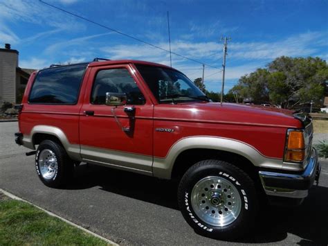 1990 Bronco II, Eddie Bauer. 80,000 orig mi, 1 owner, top cond. V6 ...