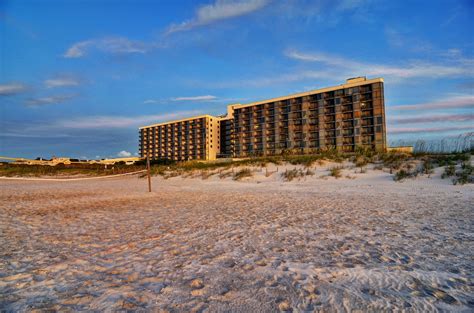 Shell Island Resort - All Oceanfront Suites in Wrightsville Beach | Best Rates & Deals on Orbitz