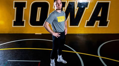 Iowa Wrestling: UFC named sponsor of Hawkeyes’ wrestling