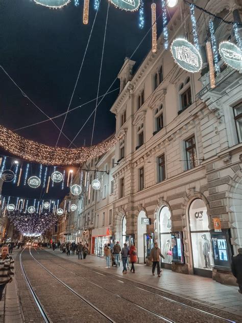 Christmas Market in Graz - The Loveliest Time Of The Year - The Elegant ...