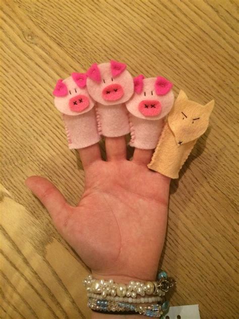 Three Little Pigs Finger Puppets Set | Etsy