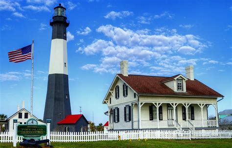 Tybee Island Lighthouse Photograph by David Byron Keener