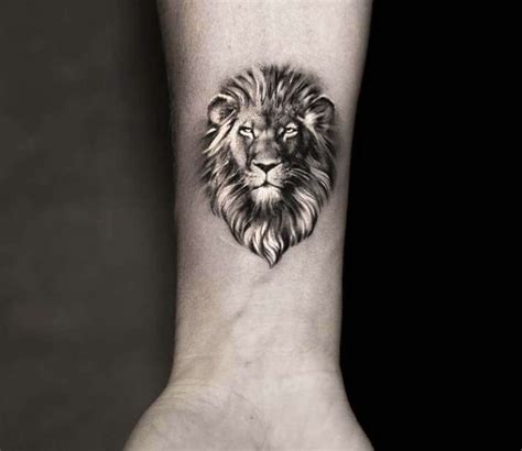 18 Best Lion's Head Tattoo Designs and Ideas | PetPress