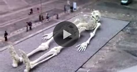 Giant Humans Of The Past - Real Skeleton Of A Giant | The Asian Movies