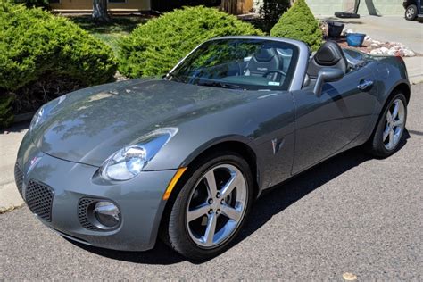 19k-Mile 2009 Pontiac Solstice GXP 5-Speed for sale on BaT Auctions ...