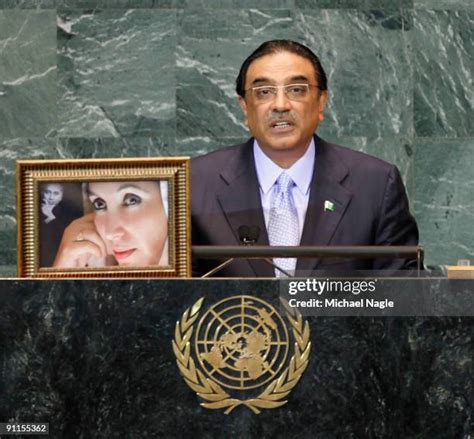 Asif Ali Zardari Photos and Premium High Res Pictures - Getty Images