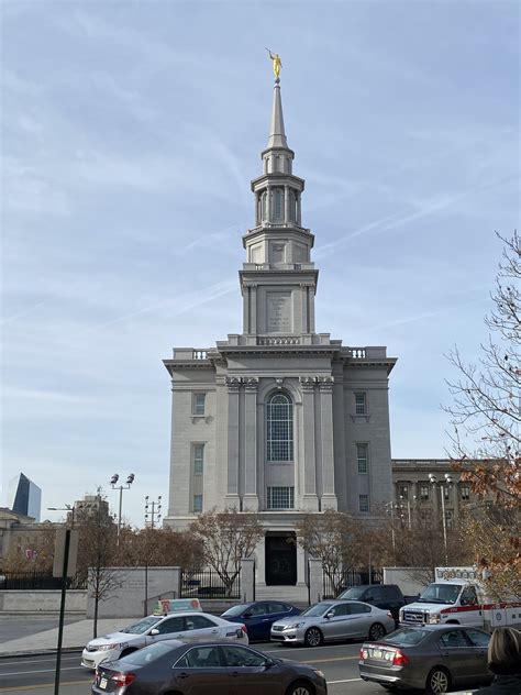 Philadelphia LDS Temple – Traveling with Justin