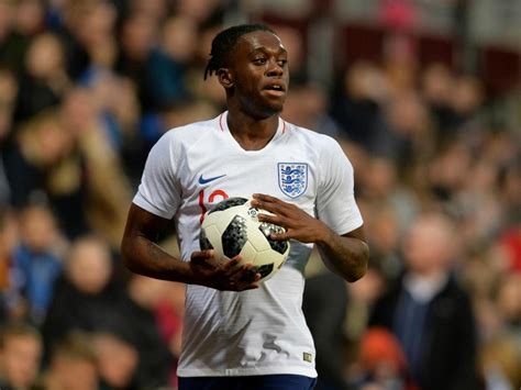 Wan-Bissaka asks for Man United transfer from Palace