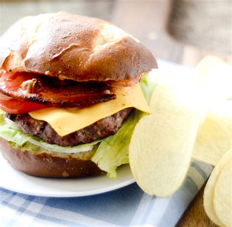 Burgers with Applewood Smoked Bacon and Bang Bang Sauce – Recipe Diaries