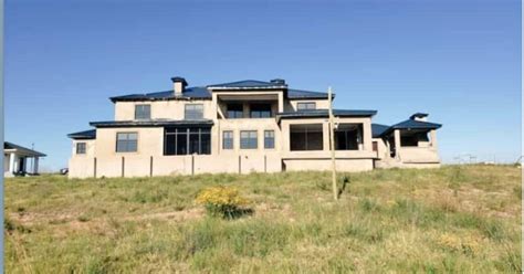 Eastern Cape Village Mansion Claimed to Be R1.5M Leaves Mzansi in Doubt ...