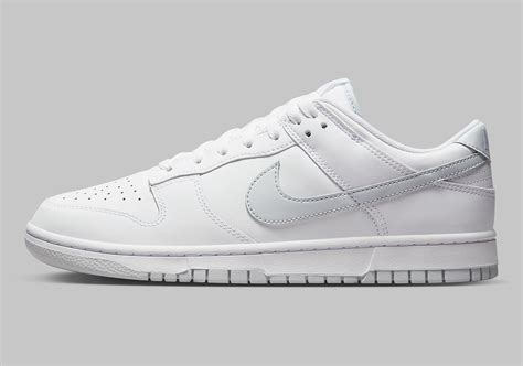 Nike Dunk Low "White/Pure Platinum" DV0831-101 | SneakerNews.com