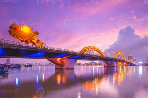 Dragon Bridge over Han river in Da Nang, Vietnam 2557435 Stock Photo at ...