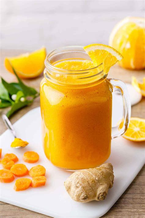 5-Minute Turmeric Smoothie to Fight Inflammation - Paleo Grubs Healthy ...