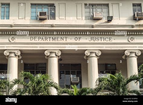 Department of justice building hi-res stock photography and images - Alamy