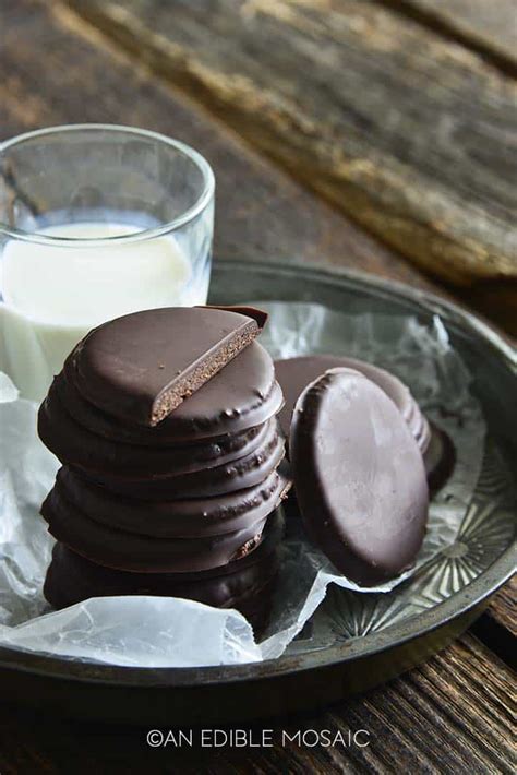 The Thin Mints Recipe That Anyone Can Make - An Edible Mosaic™