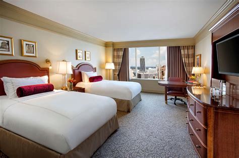 Conrad Indianapolis Hotel (Pet-friendly) in Indianapolis (IN) - Room ...