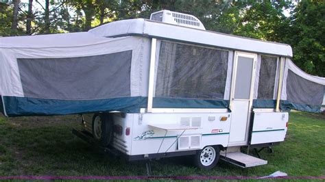 1998 Coleman Fleetwood Natchez pop-up camper in Wamego, KS | Item C1231 sold | Purple Wave