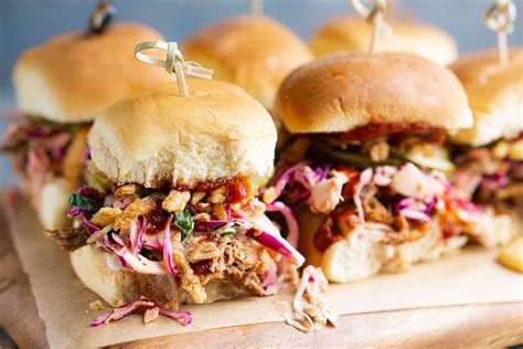 Pulled Pork Sliders (BBQ Pork Slider Bar) - The Kitchen Girl