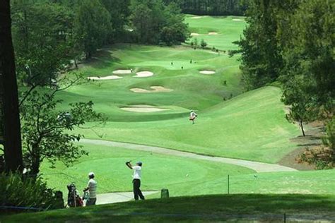 Camp John Hay 18-Hole Championship Golf Course in Baguio City ...