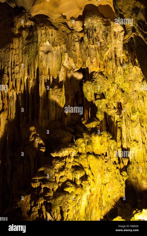 Surprise caves, Halong Bay, Vietnam Stock Photo - Alamy