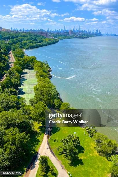 2,149 Riverside Park New York City Stock Photos, High-Res Pictures, and ...