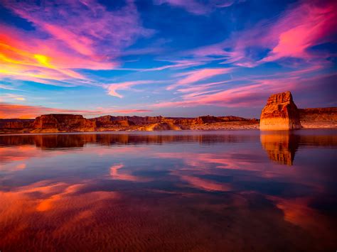 Lake Powell Sunset - Lone Rock Beach Utah | T&K Images