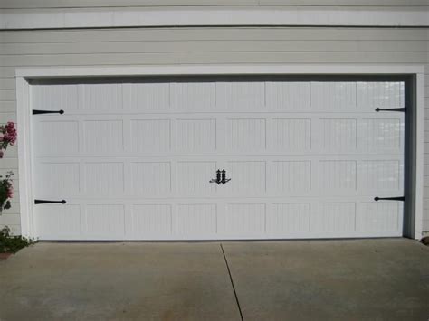 No windows ... 16x7 and 8x7 | Carriage style garage doors, Carriage house garage doors, Garage ...