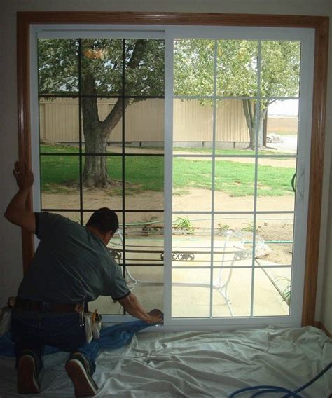 Window treatment ideas - The advantages of home window tint shades