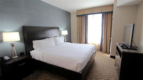 Hotels in Findlay, Ohio - Hilton Garden Inn Findlay