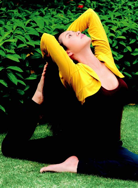 Lợi ích của yoga | Bí quyết khỏe và đẹp | ELLE