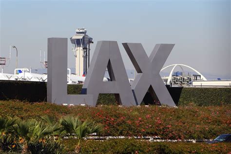 LAX plan calls for new airport terminal - Curbed LA