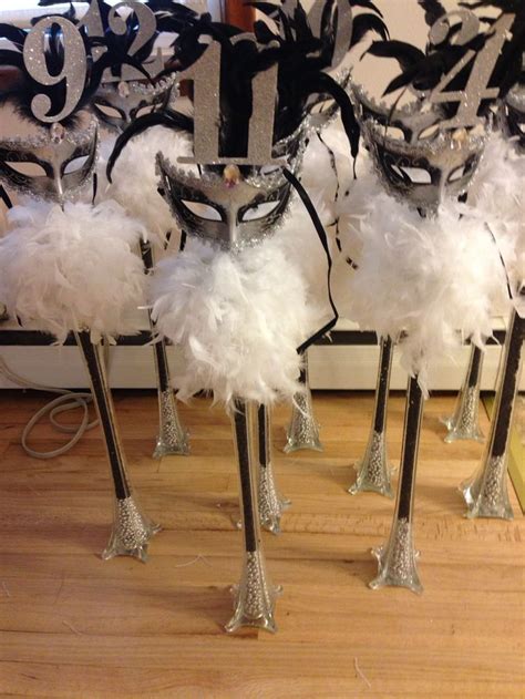 Resultado de imagem para masquerade ball centerpieces | Sweet 16 masquerade party, Masquerade ...