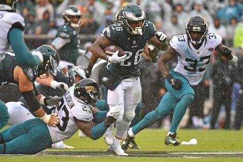 Jaguars vs. Eagles: 5 Observations as Jacksonville Jaguars Get Gashed ...