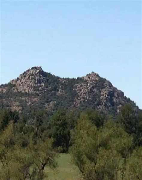 Saddle Mountain Oklahoma, on the Beautiful Wichita Mountains Scenic ...