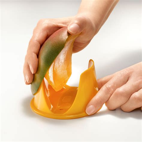 Zyliss® Mango Splitter/Peeler online