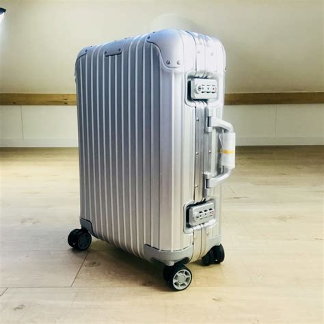 Product review of the Rimowa Original Cabin S | Gracefuldegrade