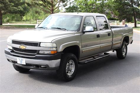 2001 Chevrolet Silverado 2500HD LT | Victory Motors of Colorado