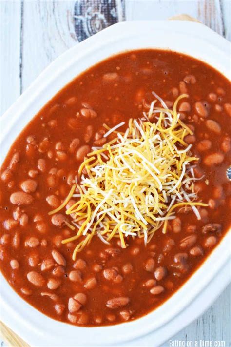 Everyone will love Slow Cooker Ranch Style Beans. The slow cooker does ...