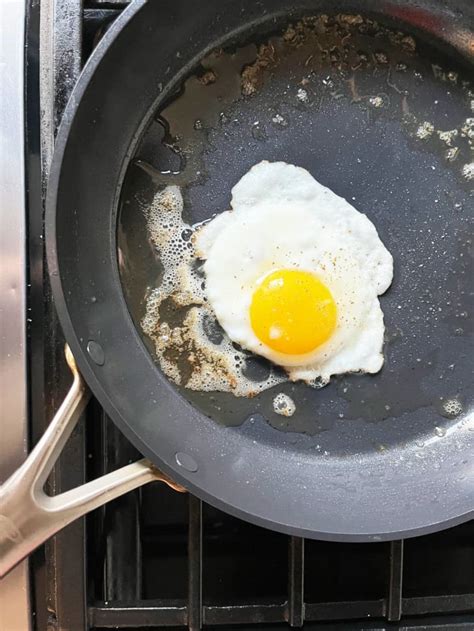 OXO Ceramic Professional Non-Stick Frypan Review (Tested) | The Kitchn