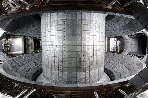 Korean Artificial Sun – KSTAR Fusion Reactor – Sets New World Record