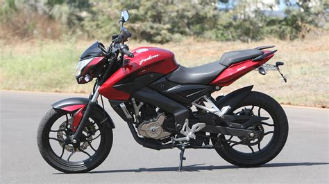 Bajaj Pulsar 200 NS 2013 STD Exterior Bike Photos - Overdrive