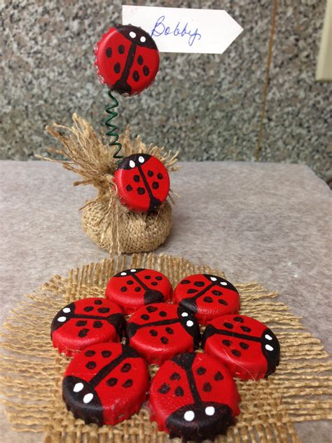 How to Make Lady Bugs Out of Bottle Caps | Bottle cap crafts, Plastic bottle crafts, Crafts