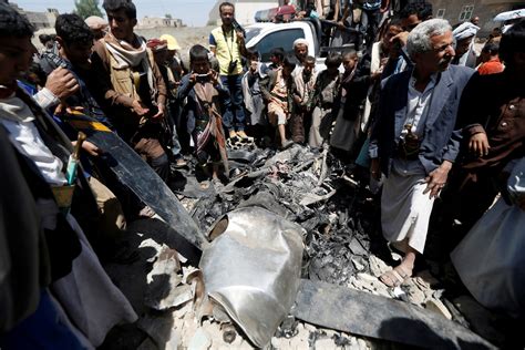 Yemen's Houthi Rebels Claim Attack on Abu Dhabi Airport, UAE Denies It ...