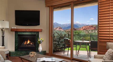 Places to Stay in Colorado Springs | Garden of the Gods Resort & Club