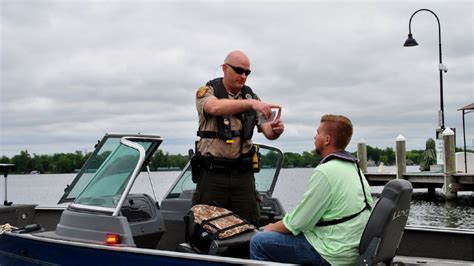 Minnesota DNR to increase water patrols over July 4th weekend to curb impaired boating - ABC 6 ...