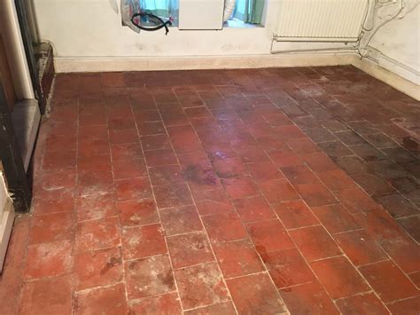 Terracotta Floor Restored at 400-Year-Old Cottage in Leatherhead - West Surrey Tile Doctor