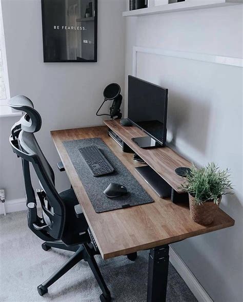 Minimalist Desk Setup: How to Create Your Own : desksetup