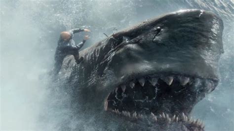 The best shark movies and other aquatic horror for Shark Week - Polygon